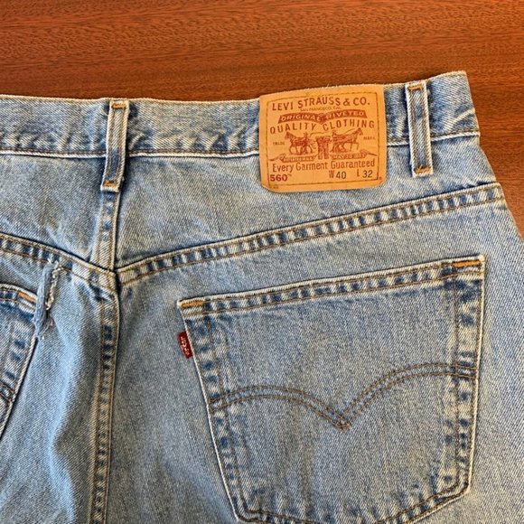 Vintage Men's 560 Levi's High Rise Mom Jeans - Picture 9 of 9
